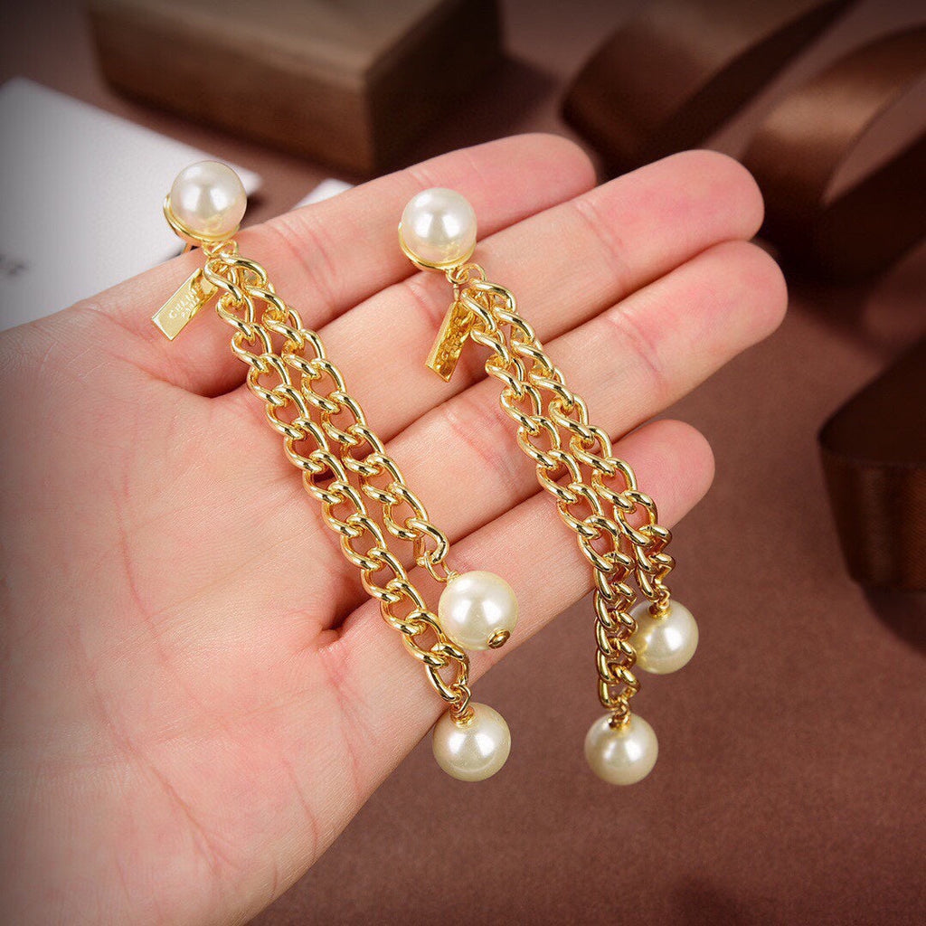 Celine Chain Pearl 18K Gold Earrings