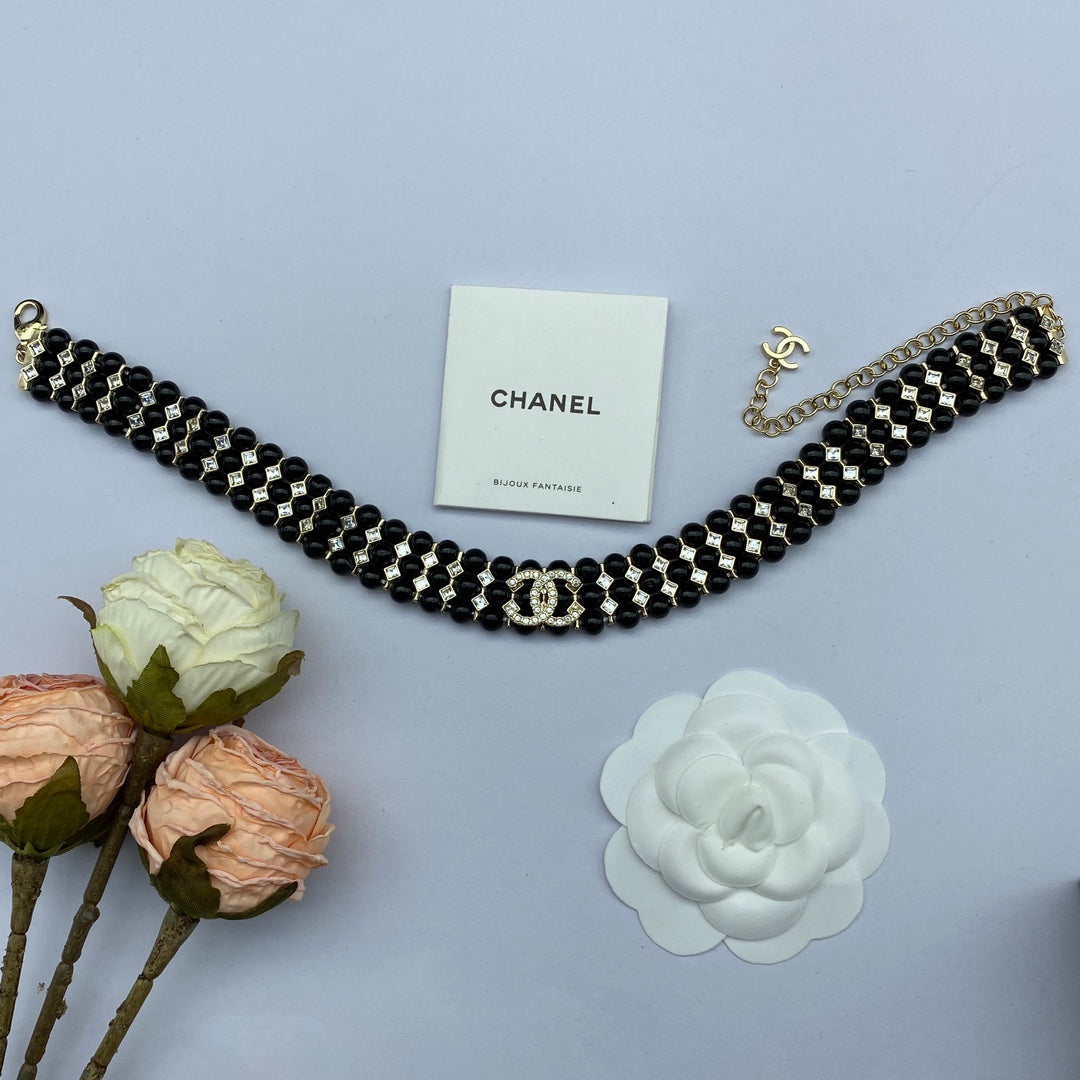 Chanel Strass Choker 18K Gold Necklace