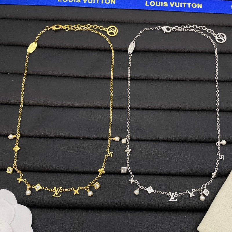 Louis Vuitton Pearl Gold 18K Gold Necklace