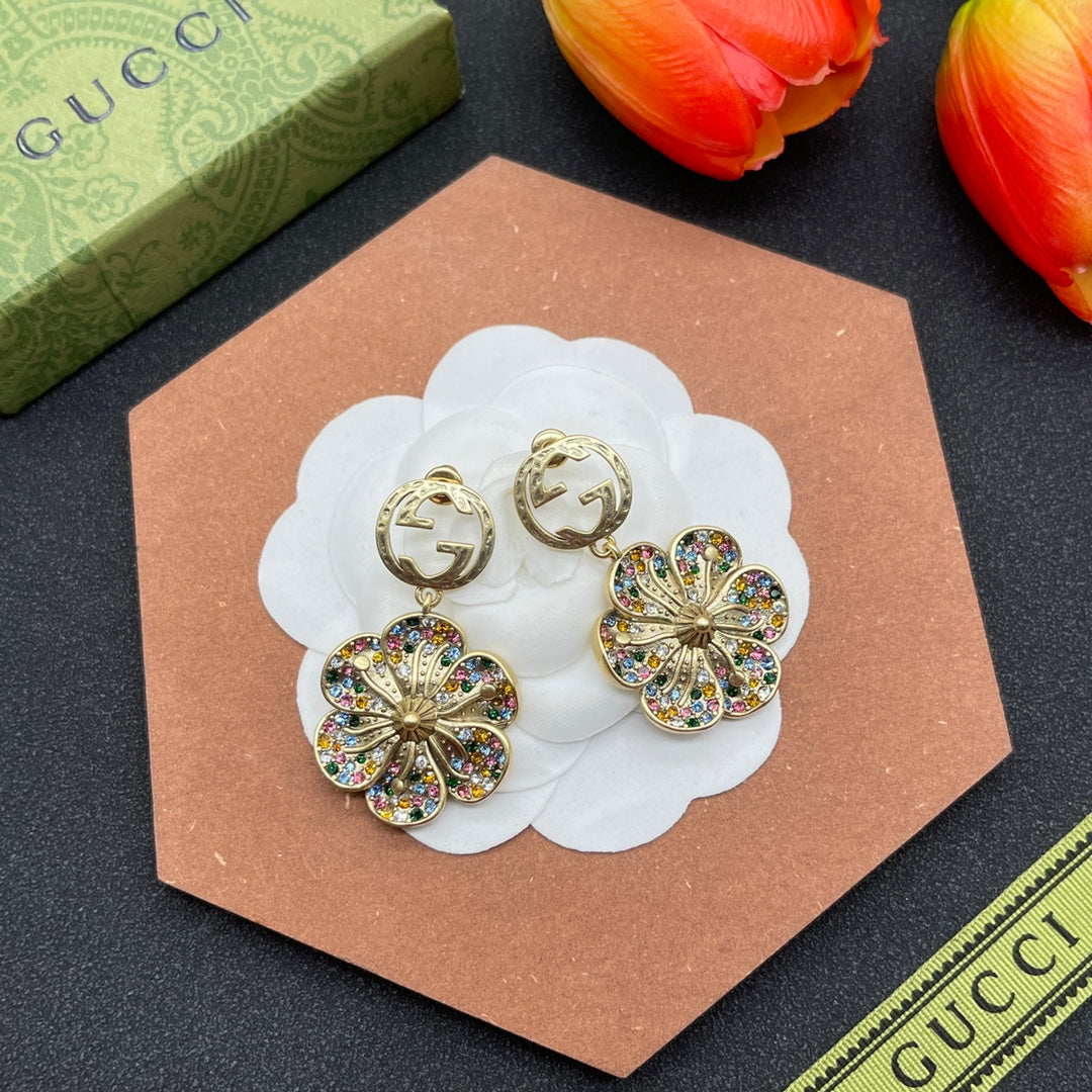 Gucci Double Color Crystals Flower 18K Gold Earrings