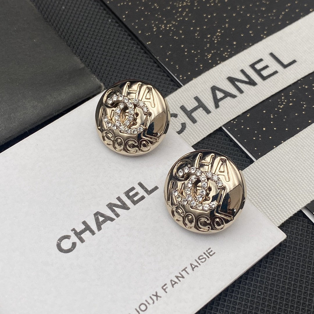 Chanel Circle Diamond 18K Gold Earrings