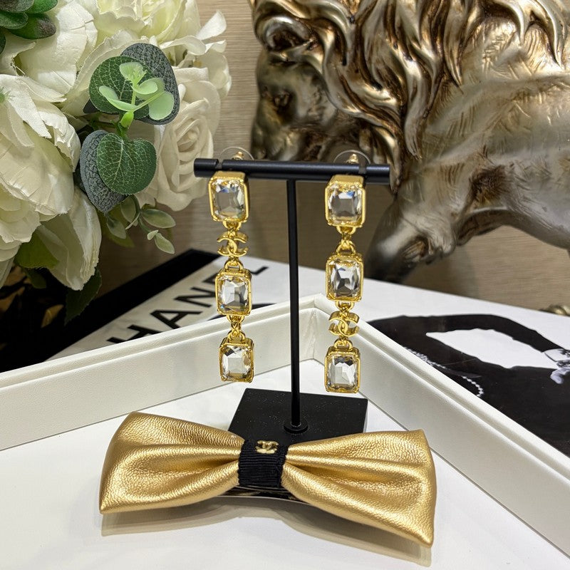 Chanel 26P Crystal Gold 18K Gold Earrings