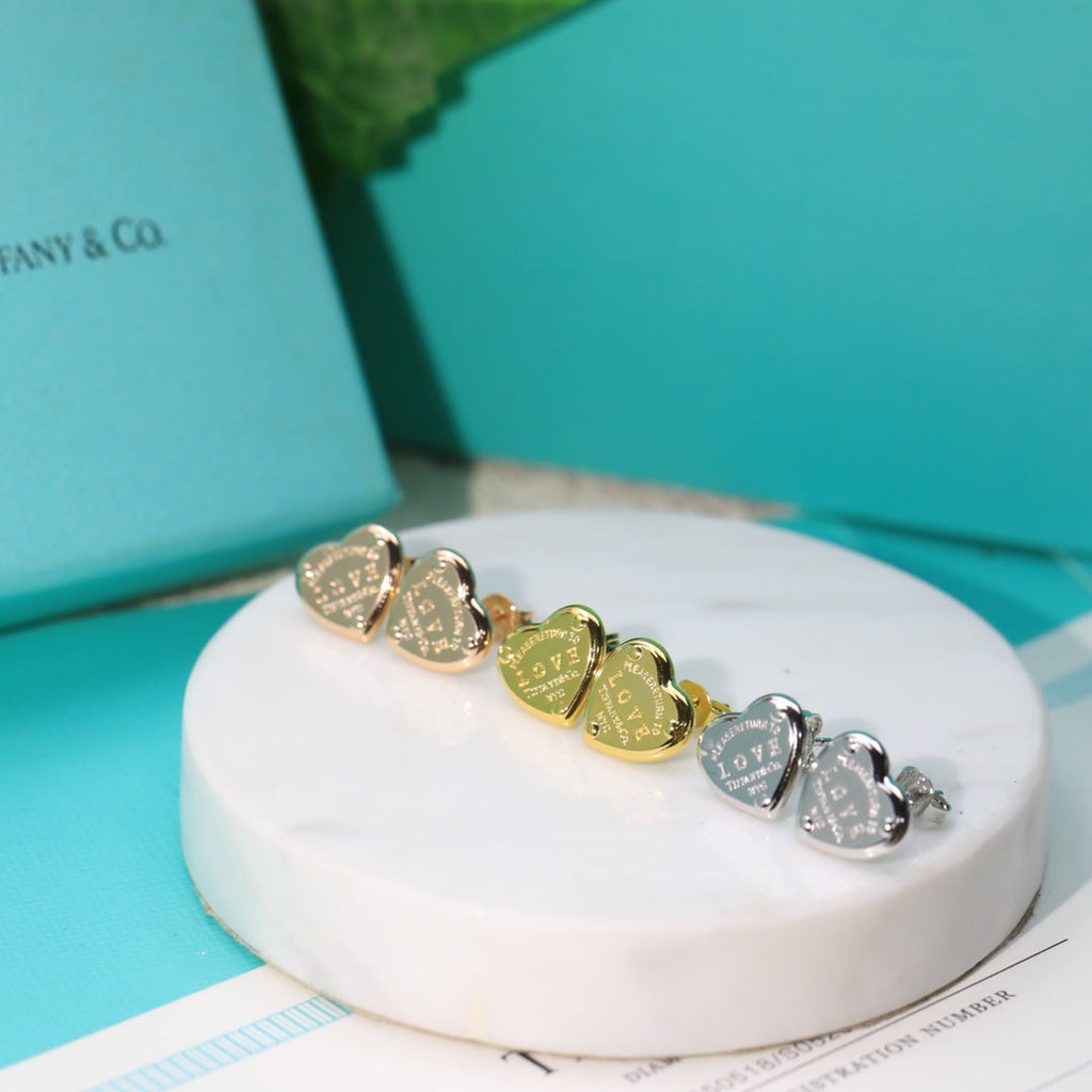 Tiffany Return to Love 18K Gold Earrings