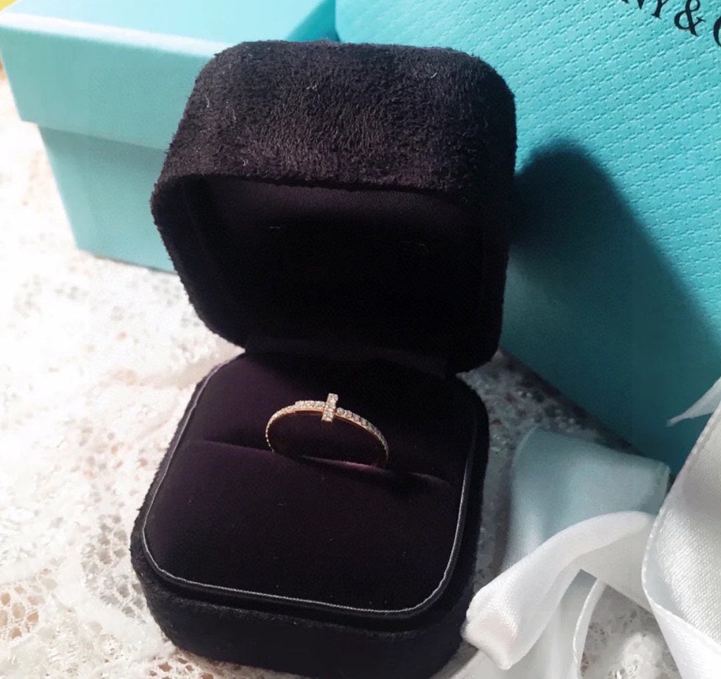 Tiffany Diamond Wire 18K Gold Ring
