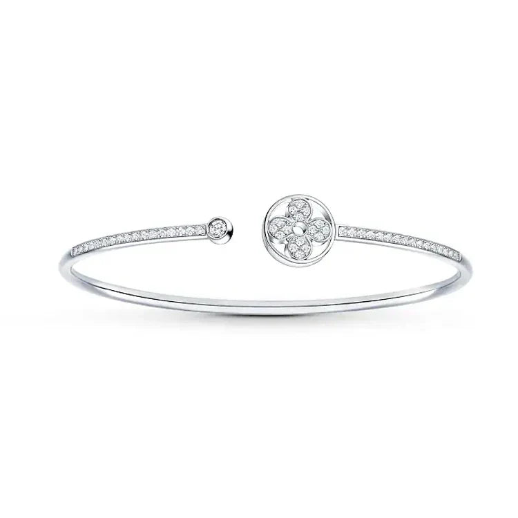 Louis Vuitton Idylle Blossom Twist 18K Gold Bracelet