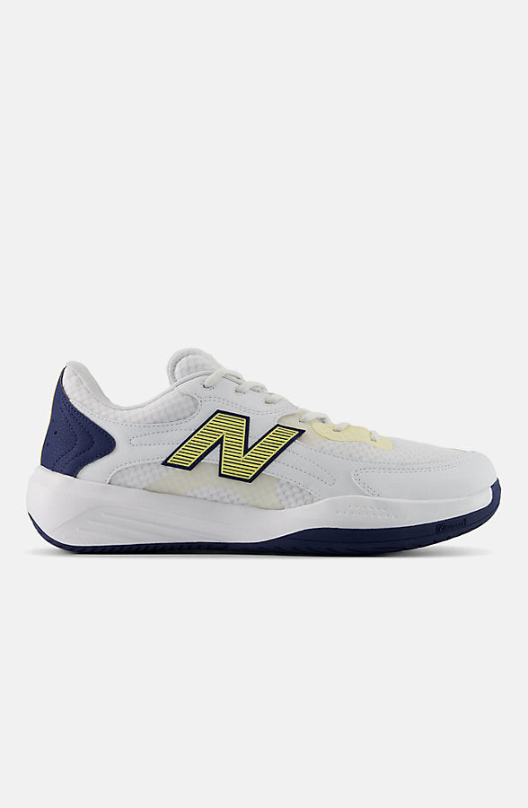 New Balance Men's 696v7 Shoes