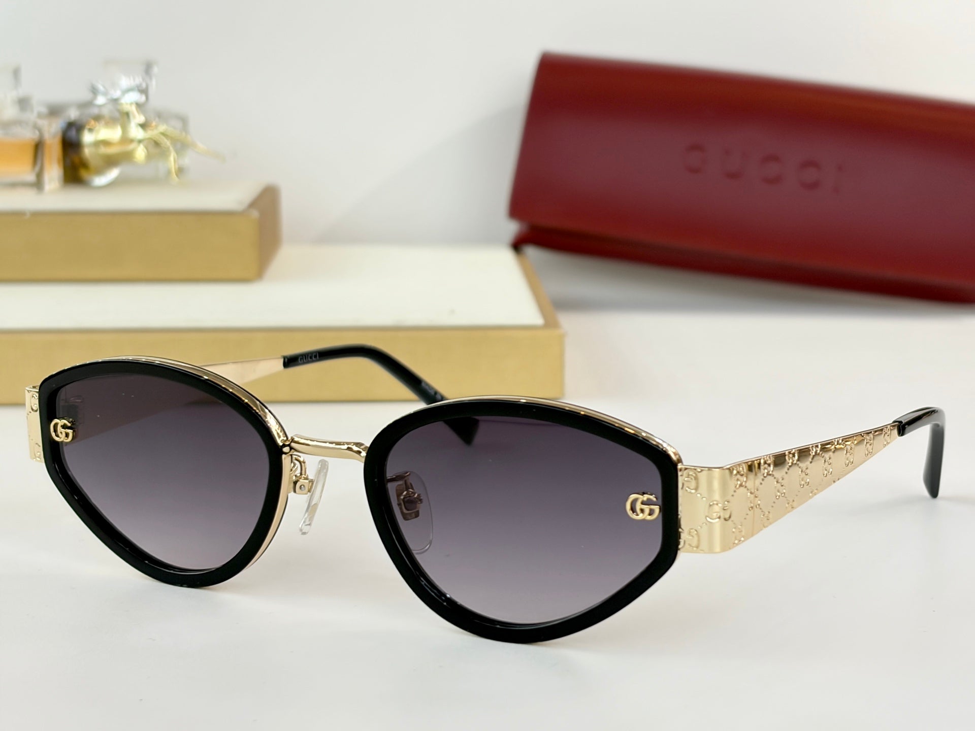 Gucci GG2034SK Sunglasses
